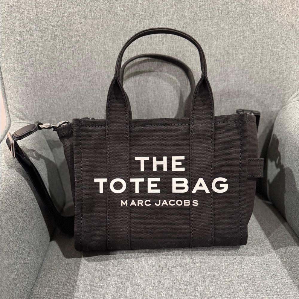 Marc Jacobs The Tote Bag